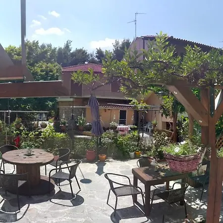 Erato * Kallithea (Chalkidiki)