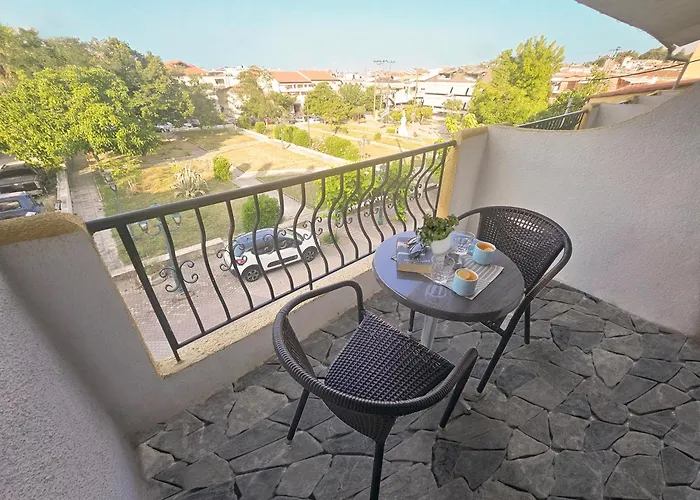 Erato * Kallithea (Chalkidiki)